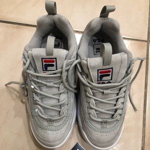 FILA Disruptor II Sneakers in Light Grey!
